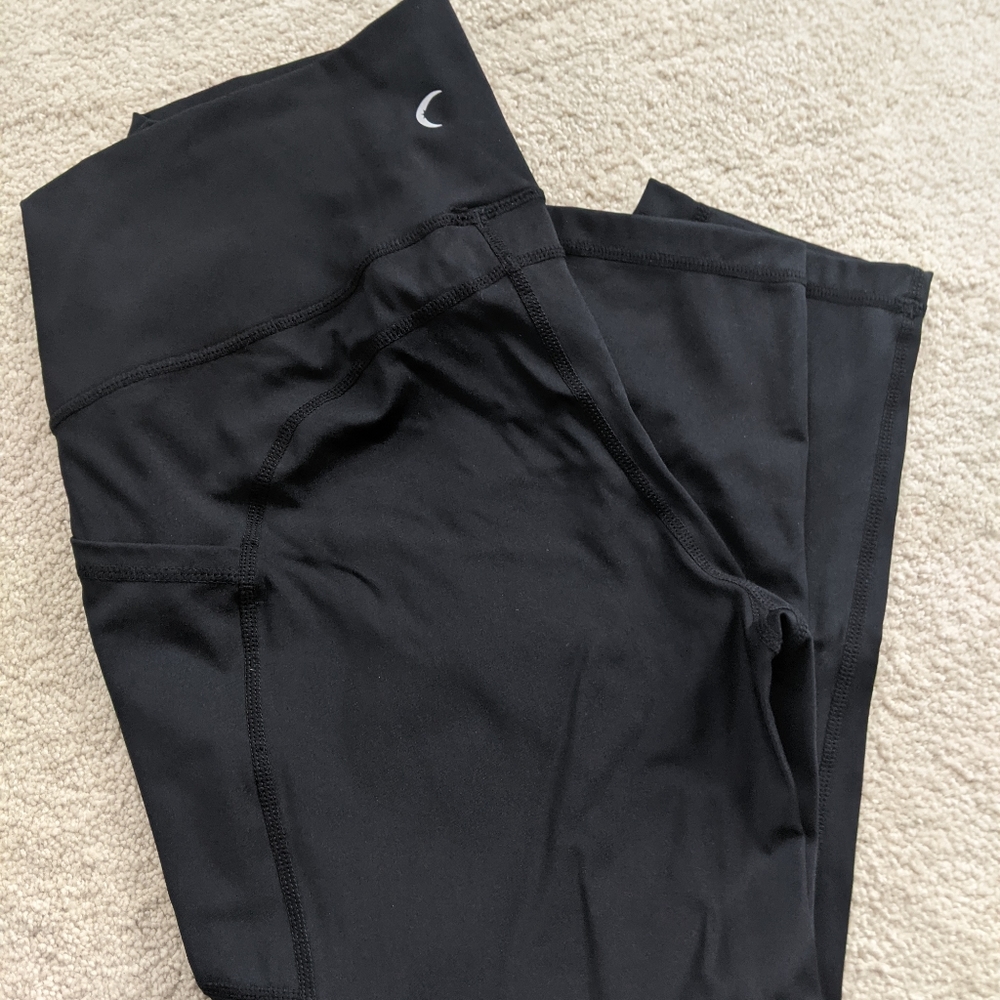 Zyia Pocket Capri